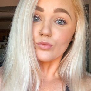 Meet your Posher, Riley